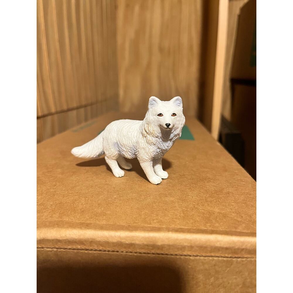 2005 Safari Arctic Fox Toy Figurine